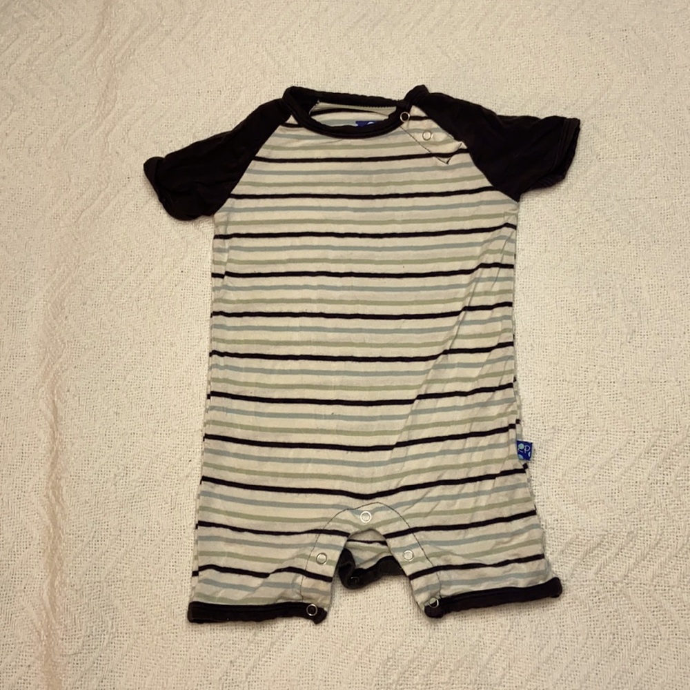 Kickee Pants 3-6m romper.
